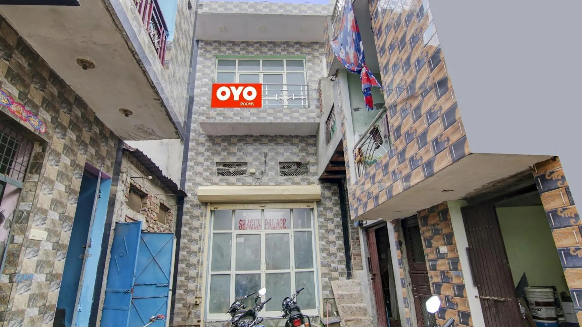Hotel O S Palace Near Samaypur Badli Metro Station Delhi